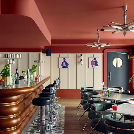 Schwan Locke 호텔 4*