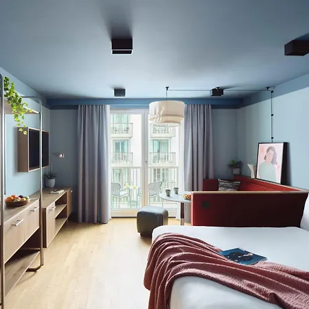 Schwan Locke 4* Monaco di Baviera