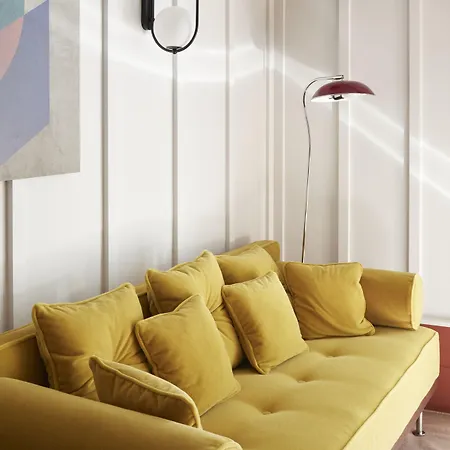 Schwan Locke Hotel München