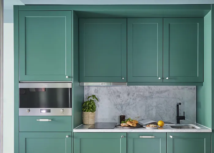 Schwan Locke Hotel 4*