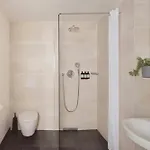 Schwan Locke Hotel 4*